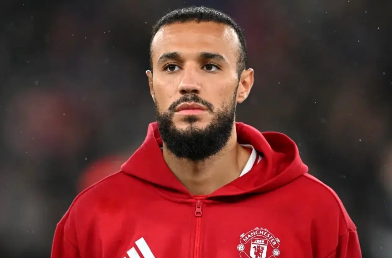 Mazraoui để ngỏ khả năng dừng lại sau World Cup 2026, MU đối diện bài toán nhân sự bên cánh phải